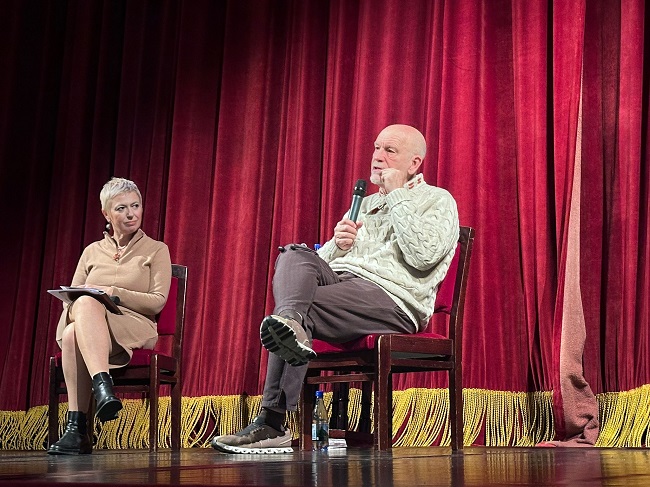 Celebrul John Malkovich Revine Pe Scena Teatrului Na Ional Din Timi Oara