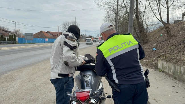 Acţiune de amploare a poliţiei: dosare penale întocmite, permise de conducere reţinute şi certificate de înmatriculare retrase