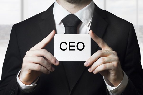 MEC: directorul de școală românească să fie ca un CEO de la multinațională
