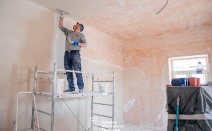 Primăria Timișoara spune că va continua programul de reparații și întreținere în unitățile de învățământ din oraș