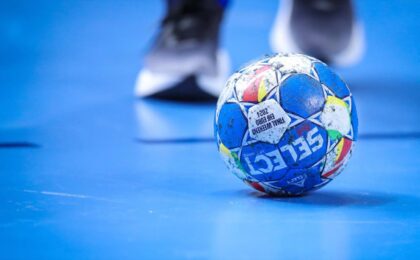 Handbal masculin, juniori 1: turneu semifinal la Sala "Constantin Jude"