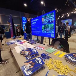 Ce arsenal au pus la bătaie facultățile din Timișoara la Târgul educațional (foto) 5 targ edu 14