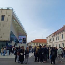 Ce arsenal au pus la bătaie facultățile din Timișoara la Târgul educațional (foto) 7 targ edu 18
