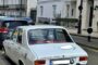 Dacia 1300 parcată pe străzile din Belgravia, cel mai bogat cartier din Londra