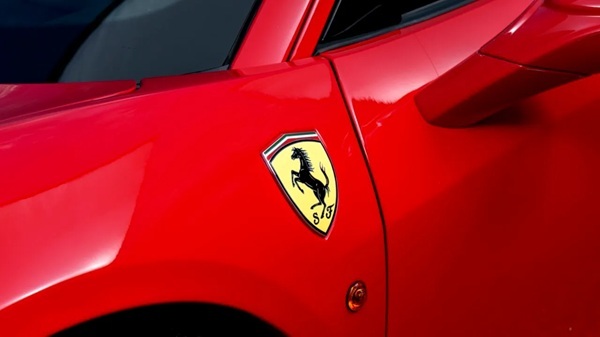 Ferrari stabilește prețul primului model electric la circa 550.000 de euro 1 Ferrari stabilește prețul primului model electric la circa 550.000 de euro