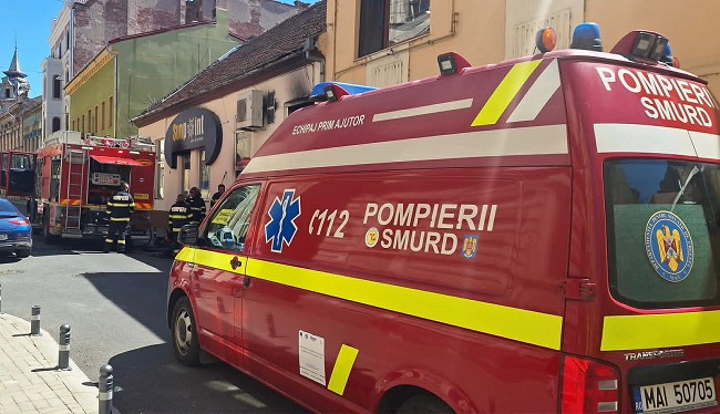 Incendiu la un salon de bronzat