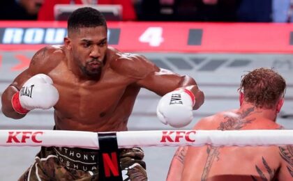 Joshua revine în ring