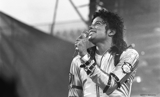 Vizualizările pieselor lui Michael Jackson au crescut cu 95% în SUA după lansarea filmului „Michael”