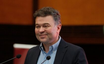 Marilen Gabriel Pirtea, rectorul UVT, indică principalele concluzii rezultate din studiul Deloitte 2026 asupra calității vieții și bunăstării sociale în România