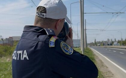 Acţiune de amploare a poliţiştilor timişeni: 350 de amenzi, 16 permise reţinute, 11 certificate de înmatriculare retrase