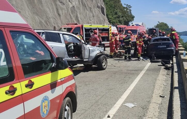 Trafic blocat pe DN 6, în urma unui accident extrem de grav 1 IMG 1052