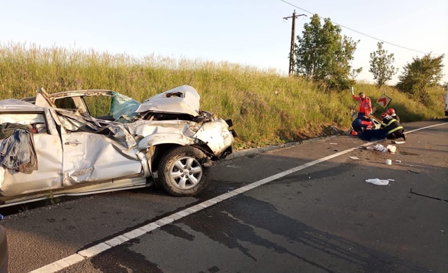 O persoană și-a pierdut viața și alta a fost rănită în două accidente grave (foto)