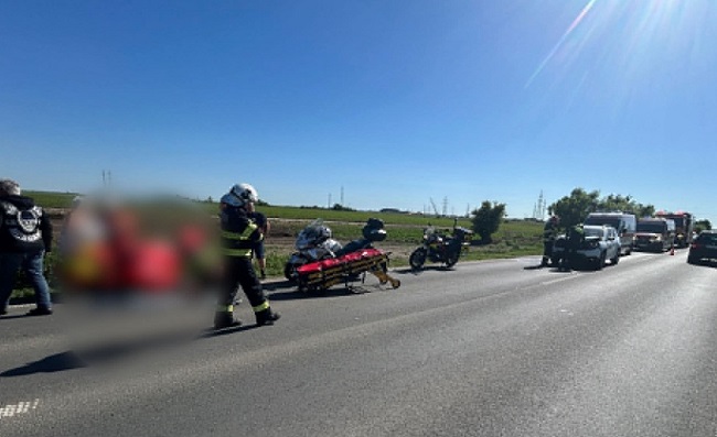 Cum s-a produs accidentul în care au fost implicate o maşină şi două motociclete, lângă Timişoara
