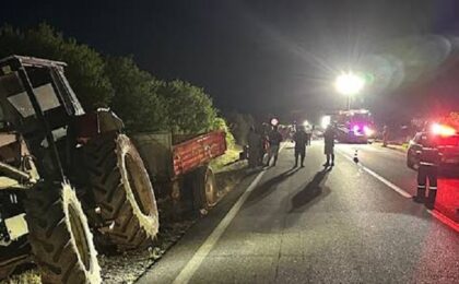 IPJ Timiş: Remorca tractorului implicat în accidentul din Timiş era neînmatriculată şi semnalizată necorespunzător