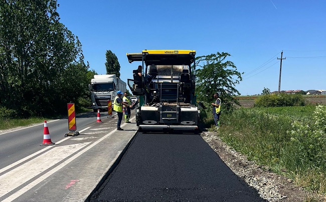 Va fi asfalt nou între Timișoara și Beregsău Mare
