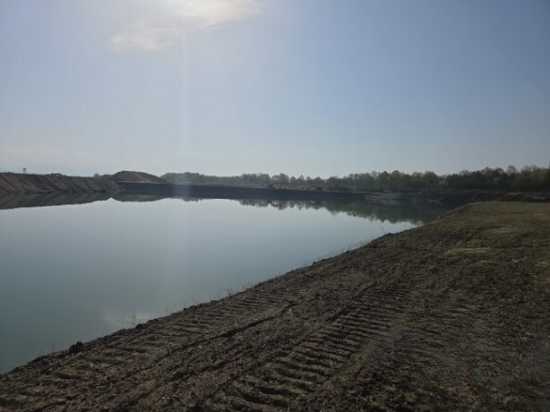 Nereguli descoperite la o balastieră din zona Lugoj, amendă de 115.000 de lei