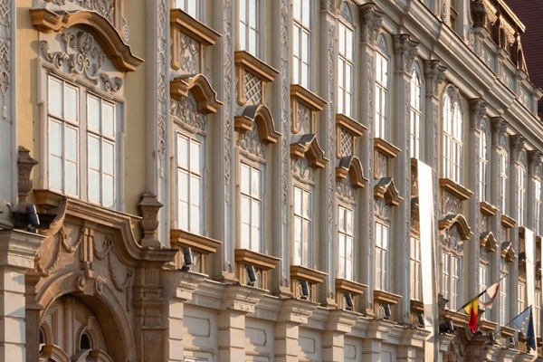 „Barocul pierdut”, într-o expoziţie documentară deschisă în Galeria Mansardă a Facultății de Arte și Design Timișoara
