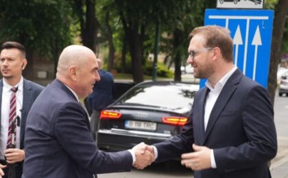 Bolojan, la Timișoara. Fritz: "Orice formă de guvernare cu PSD nu va fi susținută" 4 Bolojan, la Timișoara. Fritz: "Orice formă de guvernare cu PSD nu va fi susținută"