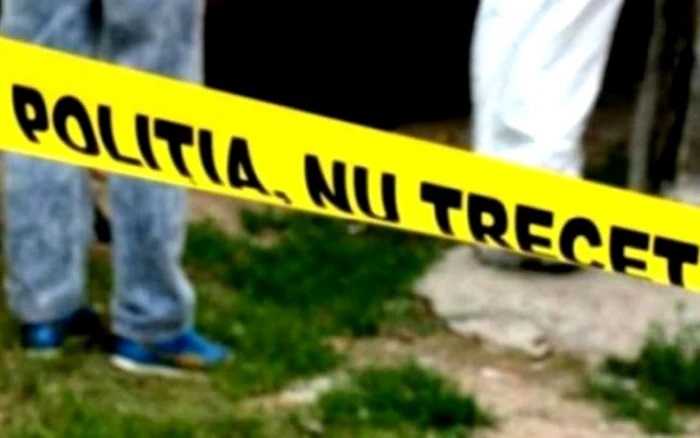 Crimă în vestul ţării: o fată de 18 ani a fost găsită moartă pe un câmp