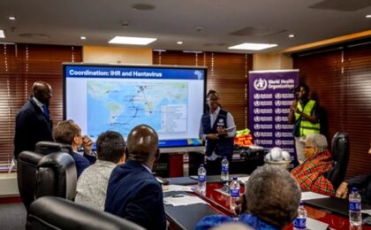 Foști lideri mondiali și experți AI simulează deja următoarea pandemie globală