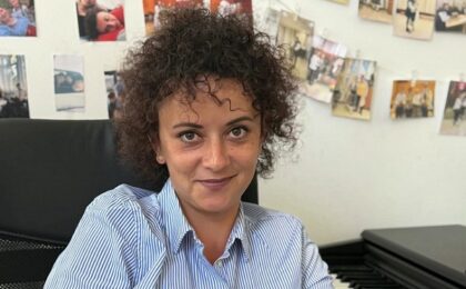 „Cea mai mare bază o pun pe construirea încrederii între mine şi elev!” Dialog cu doamna Oana Martinescu, profesor de canto popular la Liceul de Artă “Ion Vidu” din Timișoara