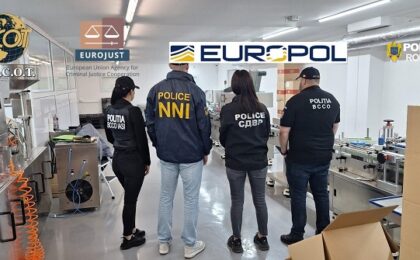 DIICOT a destructurat o rețea care promova suplimente alimentare contrafăcute drept tratamente pentru boli incurabile. Au avut loc percheziții și în Timiș