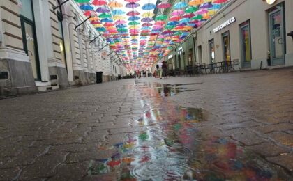 Vremea se încălzește ușor, dar ploile revin în weekend 12 Vremea se încălzește ușor, dar ploile revin în weekend