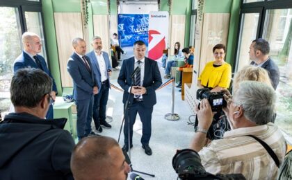 Lansarea „UniCredit Cowork Hub”, la UVT. Foto