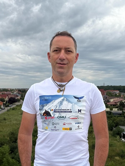 Alpinistul Horia Colibășanu, la o nouă provocare. Revine în Karakorum pentru ascensiunea Gasherbrum II 2 Horia Colibasanu 3
