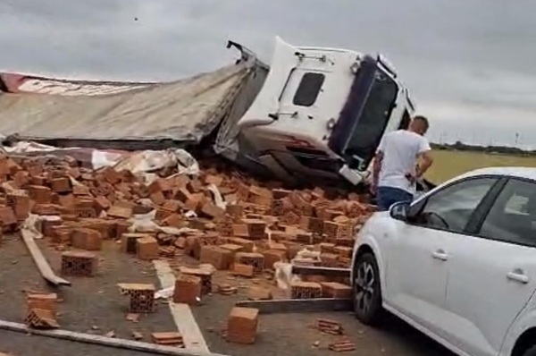 Centura Timișoarei, în zona Giroc, blocată până la ora 20. Traficul a fost deviat