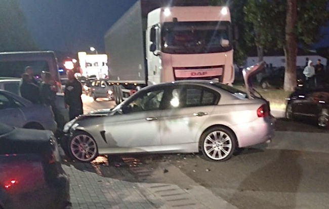 Un motociclist a murit după impactul cu o mașină