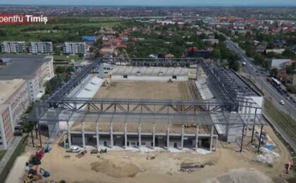 Poli nu va putea juca pe Stadionul "Eroii Timișoarei" anul acesta. CJ Timiș, dispus să suplimenteze suma cu care ajută Primăria 16 Poli nu va putea juca pe Stadionul "Eroii Timișoarei" anul acesta. CJ Timiș, dispus să suplimenteze suma cu care ajută Primăria