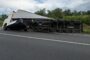 Autotren răsturnat pe un drum circulat din Banat