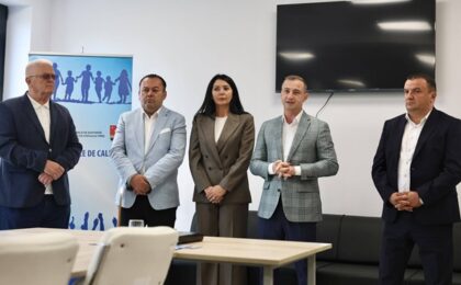 Alfred Simonis: „Astăzi am inaugurat la Lugoj Centrul de Zi pentru Persoane Adulte cu Dizabilități. Sprijin pentru acești oameni. Sprijin pentru o viață mai bună”. Foto 1 centru 1