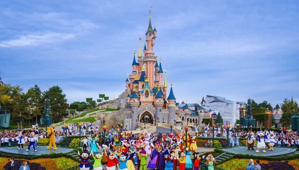 Disneyland Paris, încă pe minus după 34 de ani. Disney nu și-a recuperat investiția