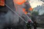 Incendiu puternic, intervenție extrem de dificilă a pompierilor