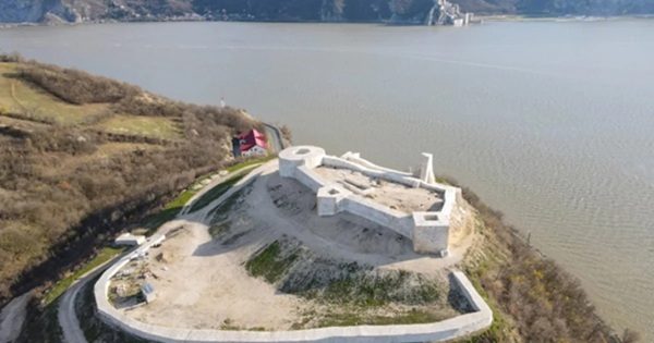 Inaugurare de... cetate pe Dunărea bănățeană 1 Inaugurare de... cetate pe Dunărea bănățeană
