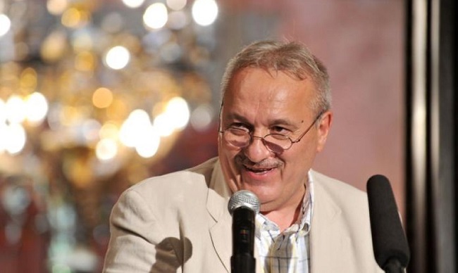 Mircea Mihăieş, la un nou autograf literar 1 Mircea Mihăieş, la un nou autograf literar
