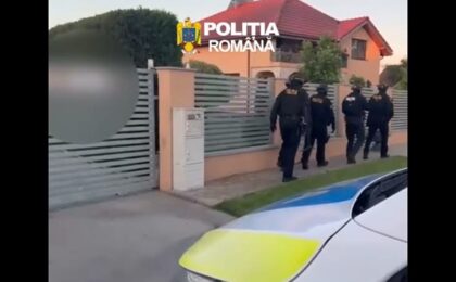 13 percheziții în Timiș, într-un dosar privind nerespectarea regimului armelor și munițiilor 1 13 percheziții în Timiș, într-un dosar privind nerespectarea regimului armelor și munițiilor