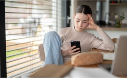 Accesul la rețele sociale interzis în Marea Britanie pentru copiii și tinerii sub 16 ani 51 Accesul la rețele sociale interzis în Marea Britanie pentru copiii și tinerii sub 16 ani