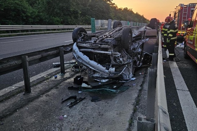 Accident cumplit pe autostrada A1. O fetiță de 5 ani a murit după ce mașina în care era s-a răsturnat