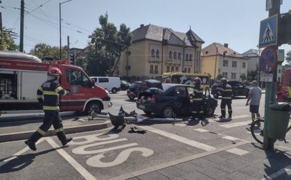 Accident grav în Timişoara (foto) 19 Accident extrem de grav în Timişoara (foto)