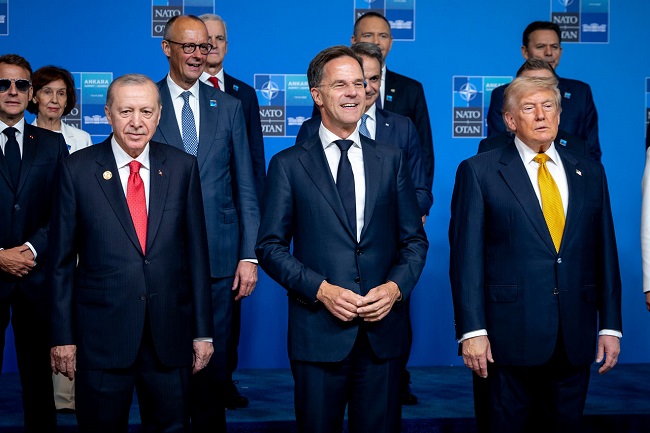 Erdogan le-a oferit liderilor NATO revolvere personalizate