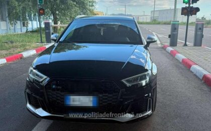 Autoturism de 40.000 de euro, căutat de autoritățile din Italia, depistat la PTF Moravița 21 Autoturism de 40.000 de euro, căutat de autoritățile din Italia, depistat la PTF Moravița