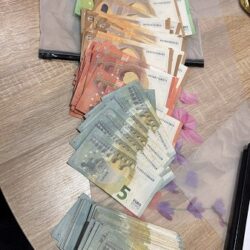 Percheziţii într-un dosar de camătă şi proxenetism (video)