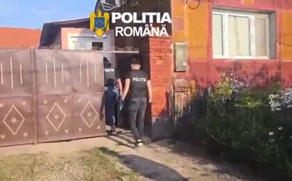 Percheziții de amploare în Timiș, într-o afacere cu lemn vândut ilegal, derulată de un angajat de la ocolul silvic 7 Percheziții de amploare în Timiș, într-o afacere cu lemn vândut ilegal, derulată de un angajat de la ocolul silvic