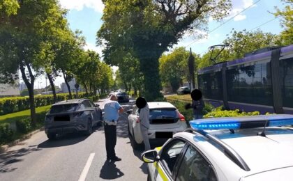 ”Nu v-am observat”, ”Mă grăbeam” - cele mai frecvente scuze invocate de pietonii sancționați pentru traversare neregulamentară în Timișoara 22 ”Nu v-am observat”, ”Mă grăbeam” - cele mai frecvente scuze invocate de pietonii sancționați pentru traversare neregulamentară în Timișoara