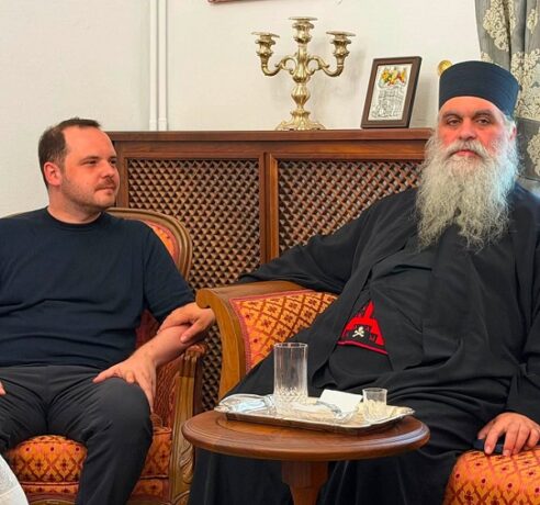 Alexandru Rogobete, vizită la Muntele Athos: Funcțiile trec, dar binele făcut oamenilor rămâne 1 Alexandru Rogobete, vizită la Muntele Athos: Funcțiile trec, dar binele făcut oamenilor rămâne