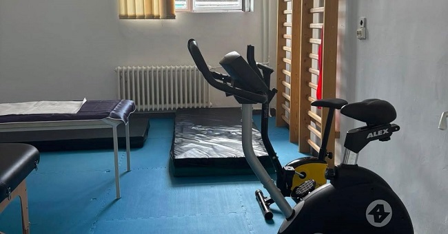 Sală de kinetoterapie pentru pacienții Spitalului Clinic CF Timișoara 1 Sală de kinetoterapie pentru pacienții Spitalului Clinic CF Timișoara