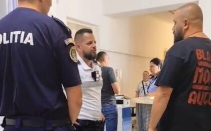 Exclusiv! Angajații au câștigat în instanță, dar paza le-a interzis accesul la locul de muncă, în Primăria Timișoara. Poliția Română, chemată prin 112, după notificarea oficială a instituției (video)